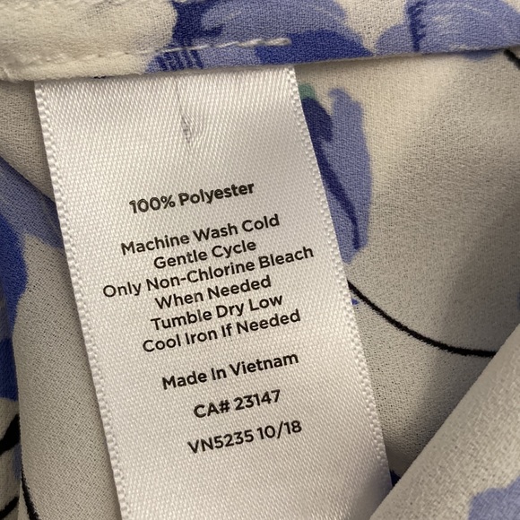 Talbots floral pattern sleeveless shirt size large - Picture 5 of 6